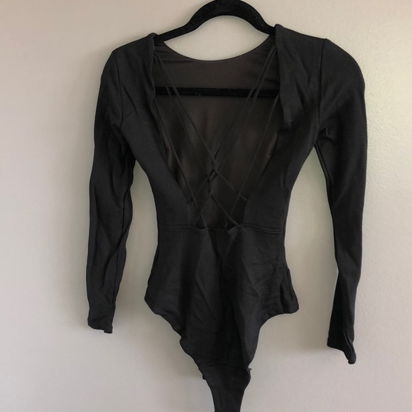 H&M bodysuit - Picture 3 of 3